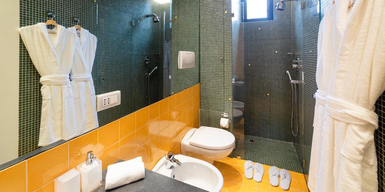 Suite Augustus - Free Parking Genova Exterior foto